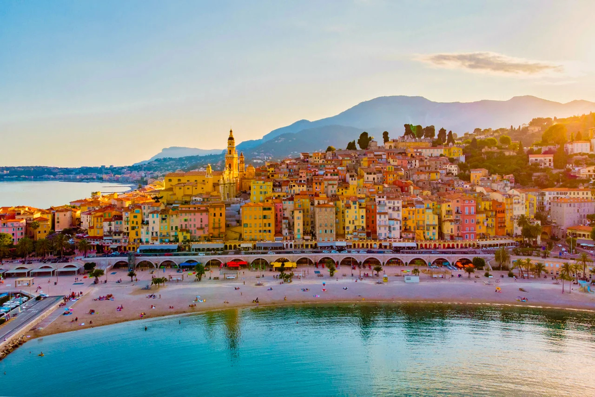 3 Countries in 1 Day by Robin V. The best private tours in Nice