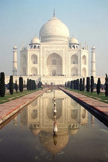 The beauty of the iconic Taj Mahal