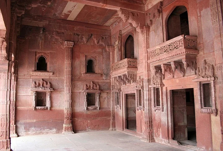 The deserted kingdom of Fatehpur Sikri