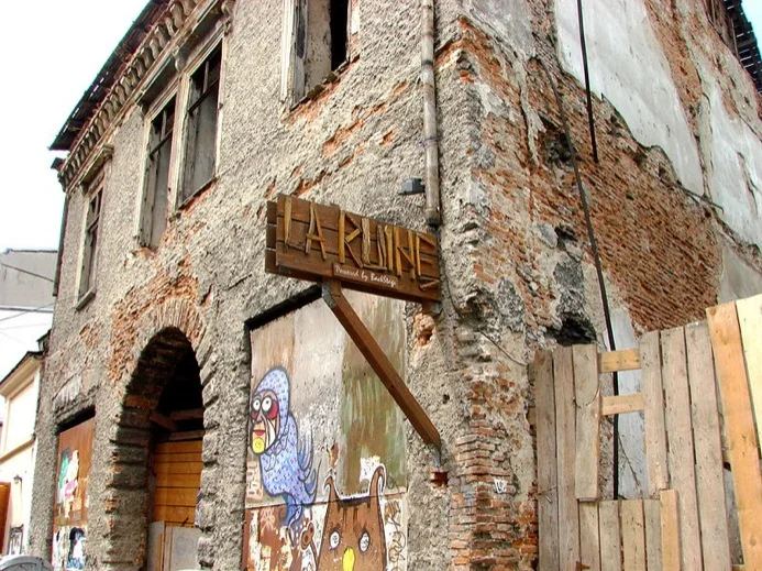 A cafe hidden in the crumbling walls of Old Town