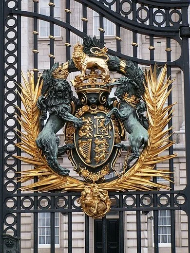 The gates at Buckingham Palace