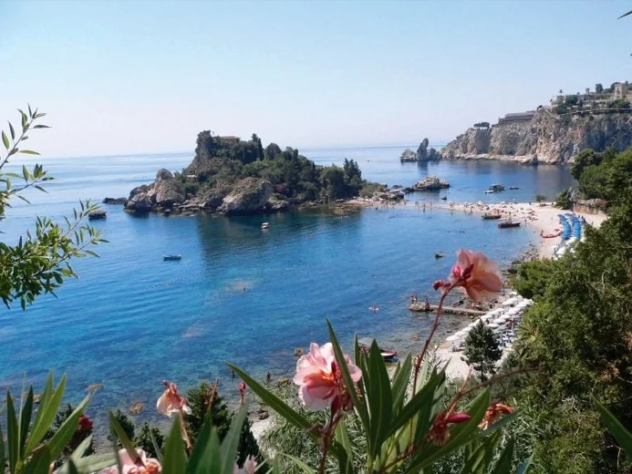 Gorgeous Isola Bella
