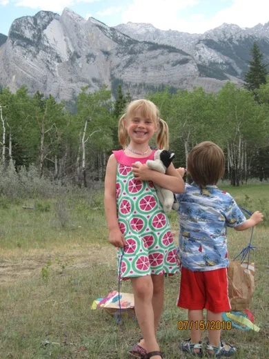Spontaneous stop. These flimsy paper kites they made themselves were a hit!