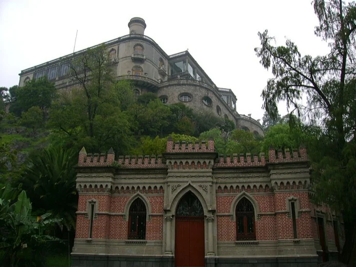 Chapultapec Castle