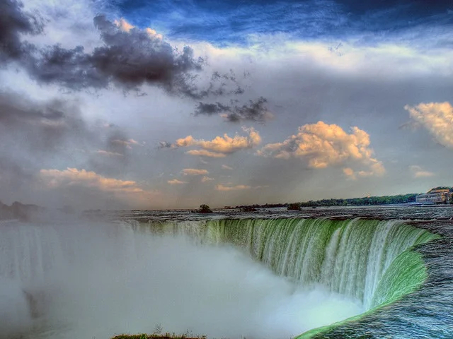 The splendid Niagara Falls