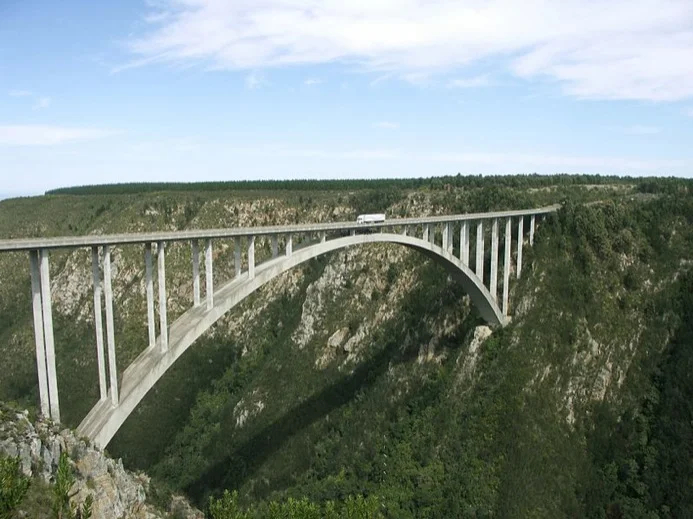 Would you jump off this?? Bloukrans Bridge is a famous Bungee Spot