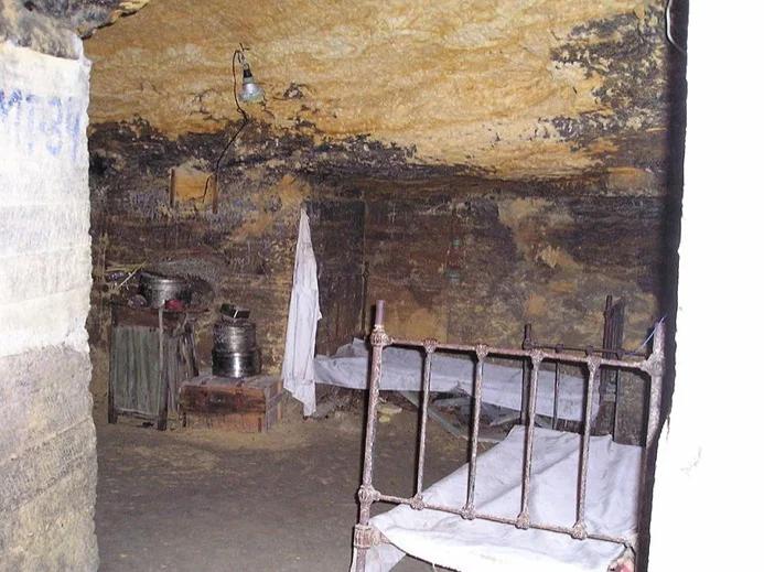 See the mysterious catacombs