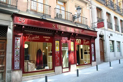 Sesena Cape Shop
