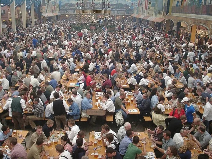 We warned you there'd be crowds!