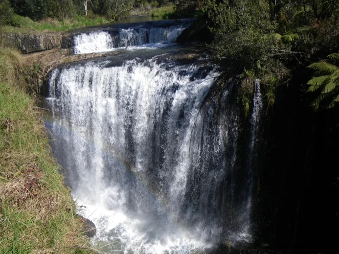 Guide Falls