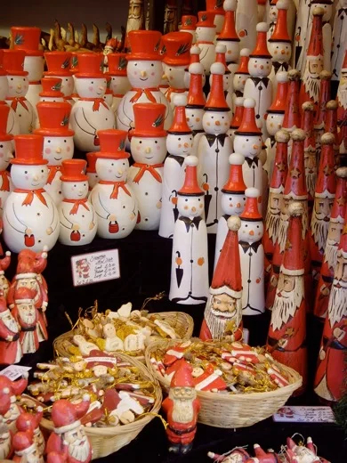 Traditional Christmas handicrafts