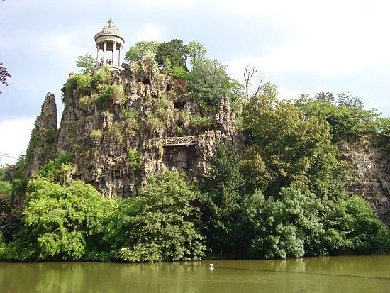 Île du Belvédère, Buttes Chaumont