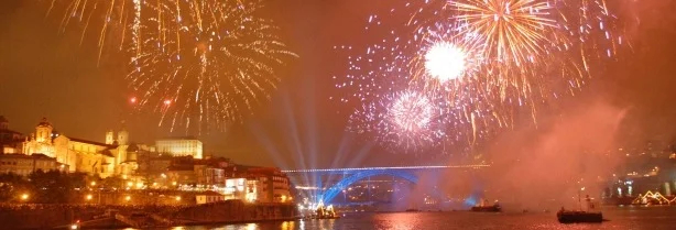 Fireworks over the Rio Douro