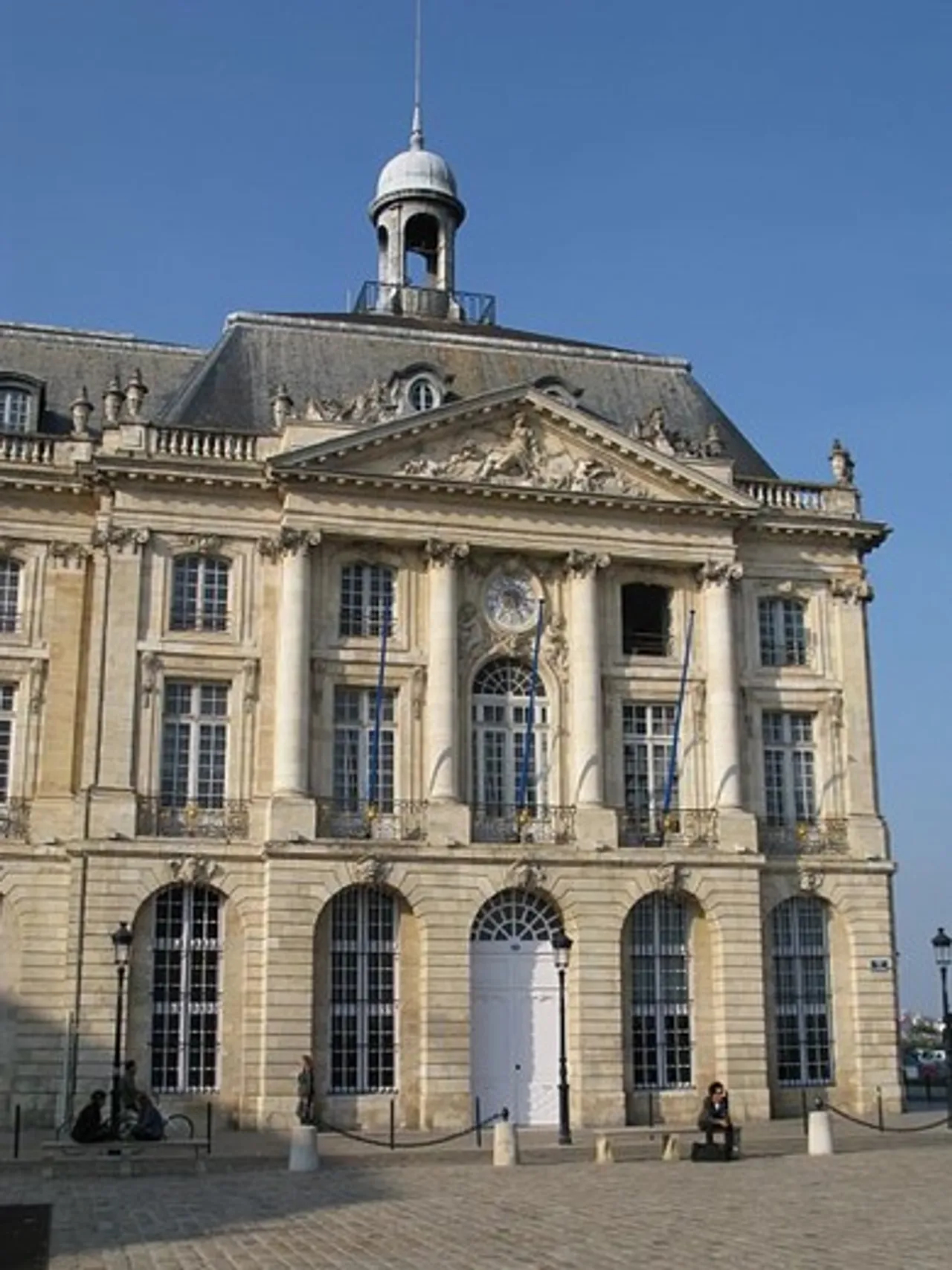 Example of architecture at Place de la Bourse, Bordeaux