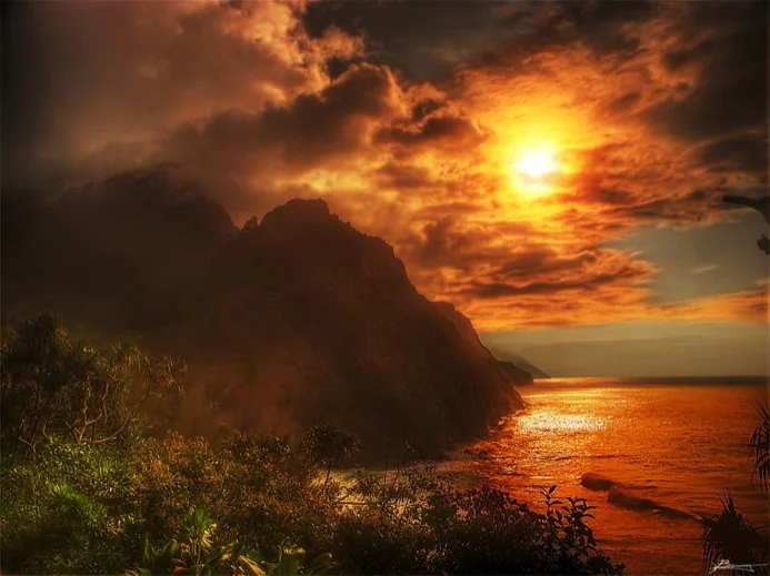 Never forget the power of light - a good sunset shot is a classic.