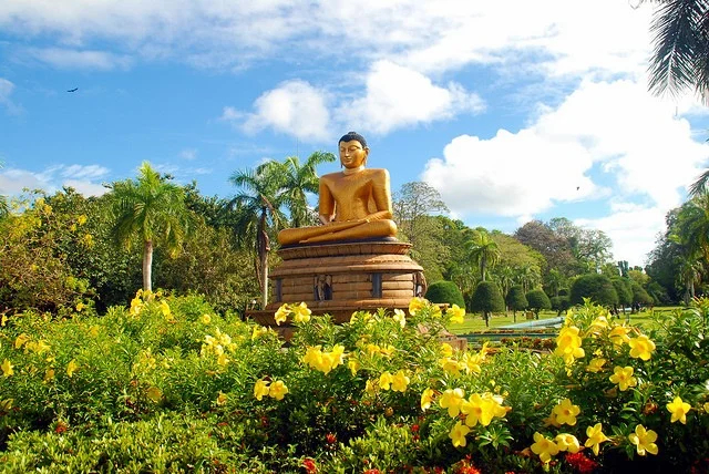 Viharamadevi Park