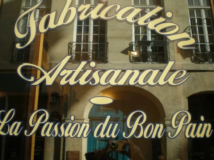 A gourmet shopfront in Paris