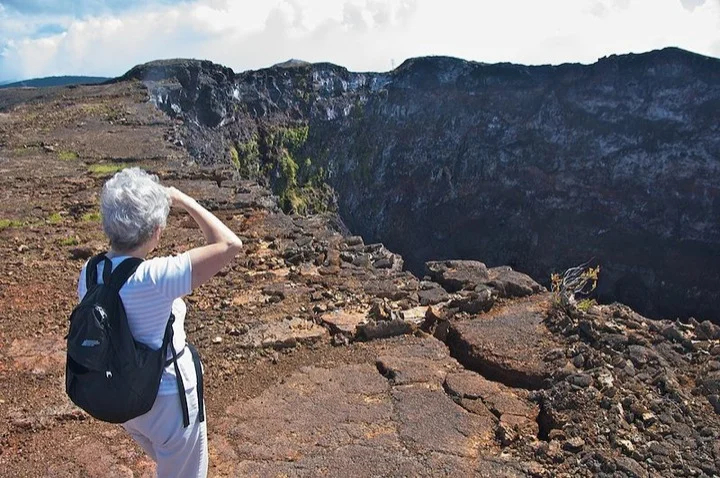 The Mauna Ulu Crater (photo by George Mitchell)