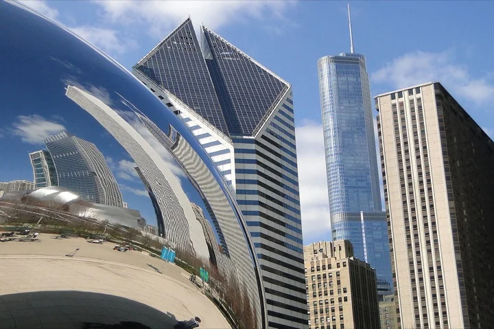 "Cloud Gate" (aka The Bean!) in Chicago