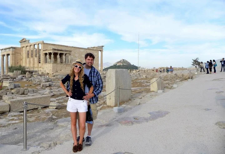 Chantel's travellers in Athens, by Dominique Beckman