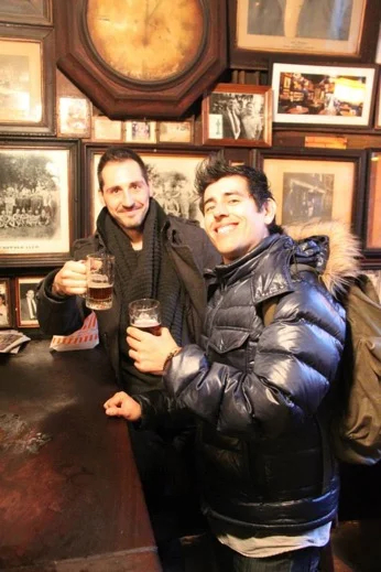 Sharing a drink doesn't hurt...(with guide Geovanni in Manhattan)