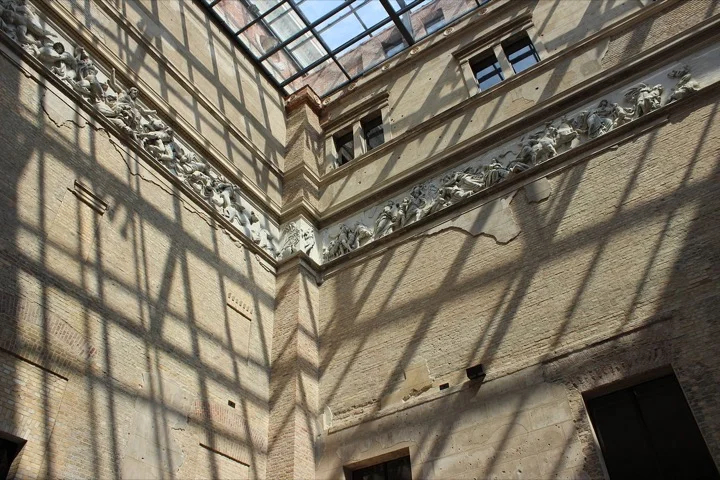 Inside the re-built Neues Museum