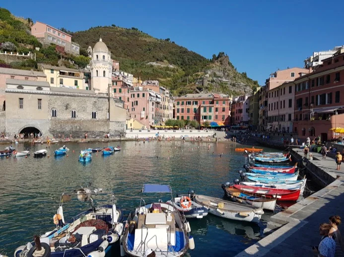 Peaceful harbour in Vernazza