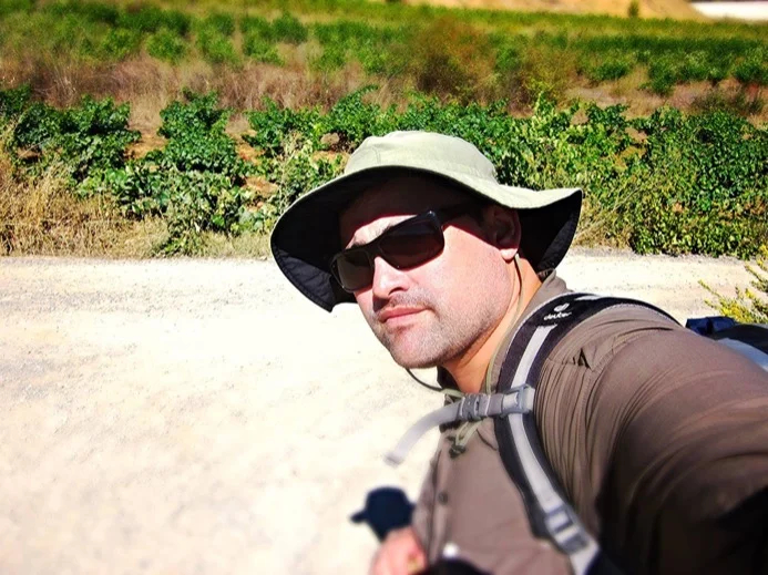 TBL Guide Luis in Honduras