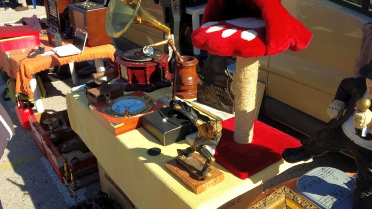 Everything from an old Victoria to a home-made cat scratching post can be found at the Sunday Flea Market just outside Split.