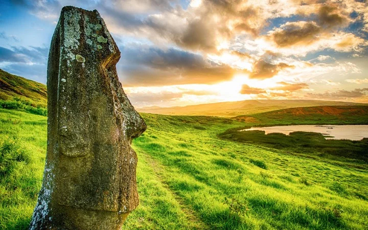 The moia are a dramatic sight on Rapa Nui