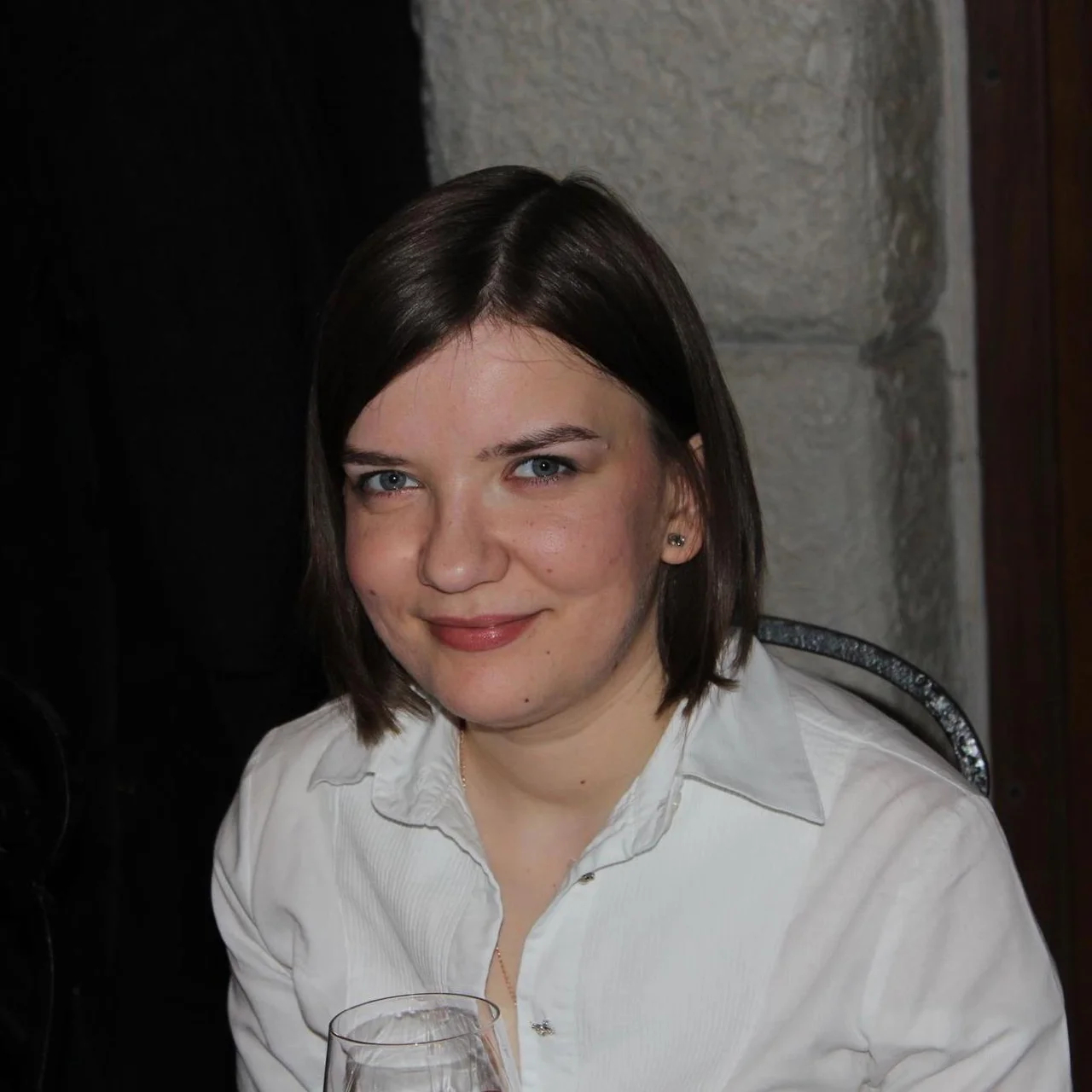 25723-profile
