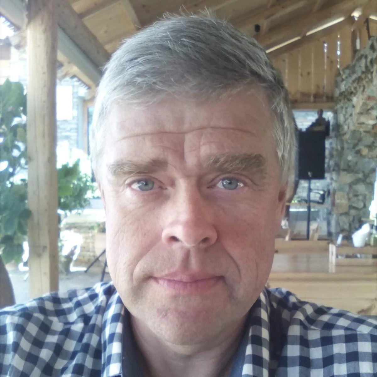 38668-profile