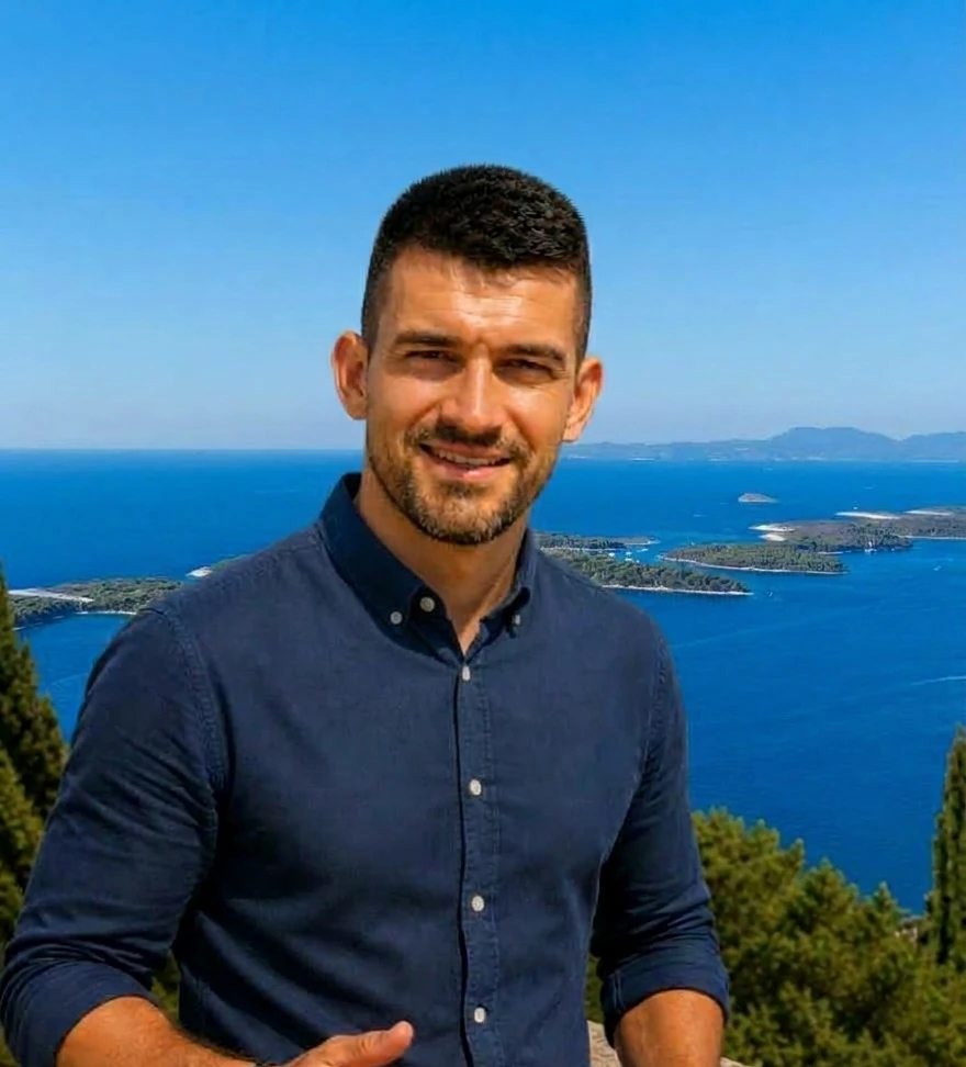 Matej T.