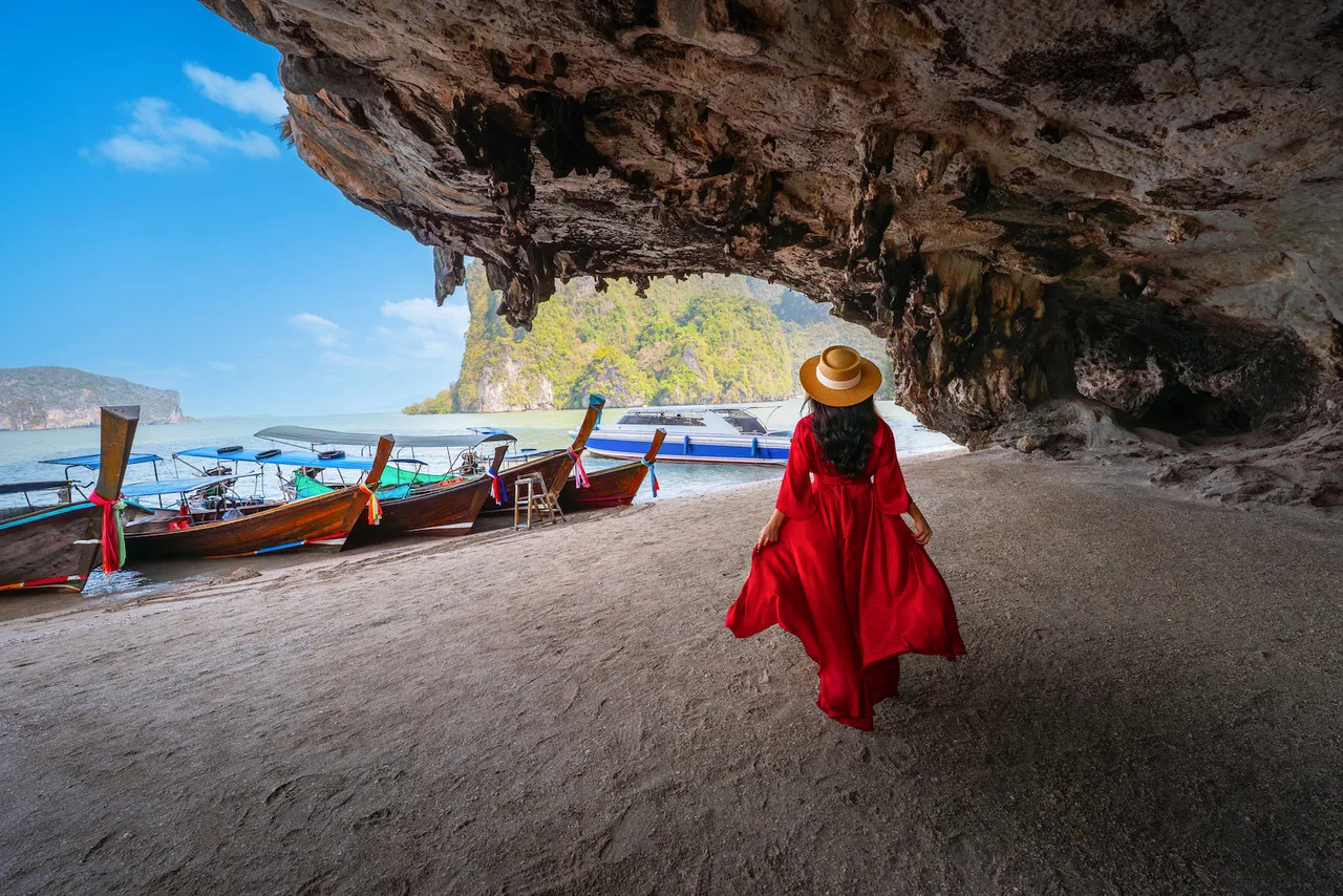 white lotus phuket