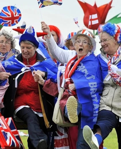 Less decorous pensioners...