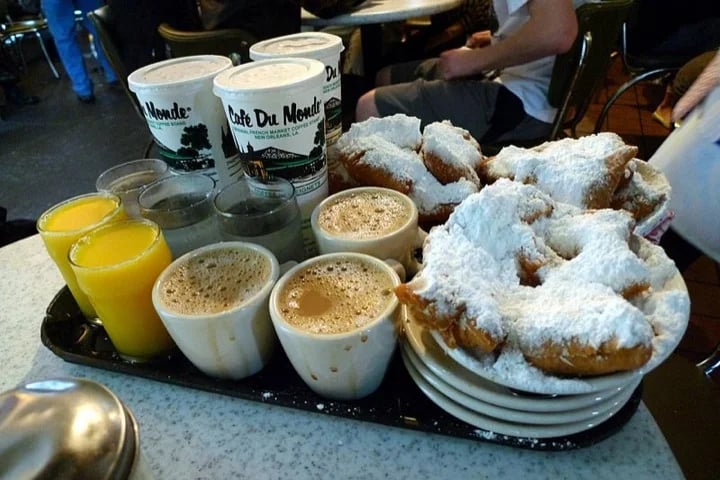 Coffee and Beignets at the historic Cafe du Monde
