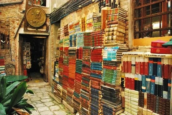 The entry to Libreria Acqua Alta, Venice