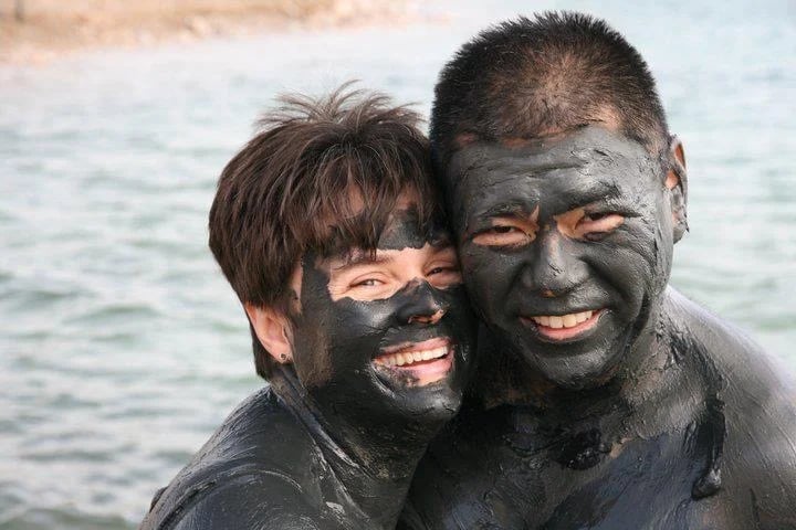 Don't be afraid to get your hands dirty...(travellers in Israel)