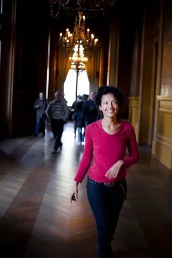 Eugenie strolls through Versailles