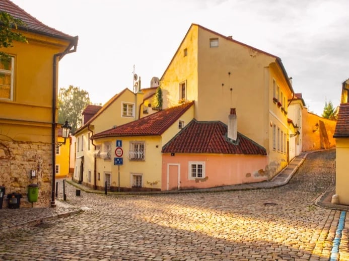 The smallest house in Prague! Find it on New World Street.