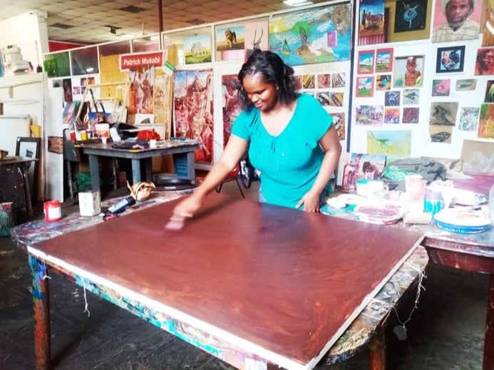 Arts and cultural experience tour in Nairobi gives you a chance to experience an artists life 