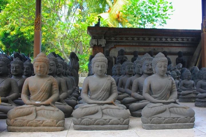 I Wayan S.'s gallery