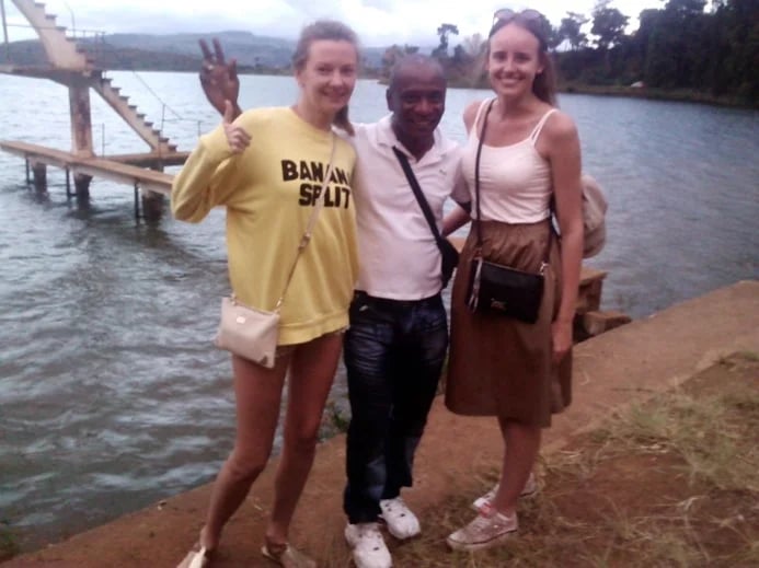 My guests are from URSS. We are visiting the biggest lake in Antsirabe. Andraikiba lake.