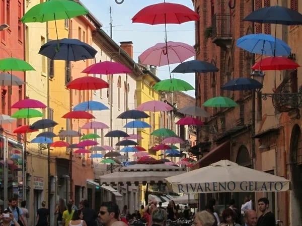 FERRARA: city centre guided tour (classic tour)