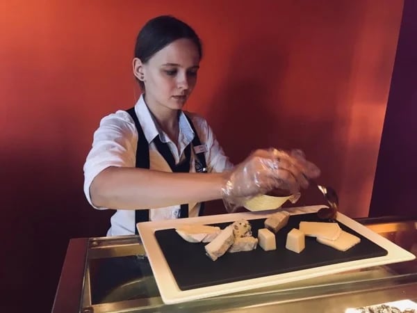 Lucerne CH Experience: Cheese, Chocolate, Chapel Bridge and Chateau