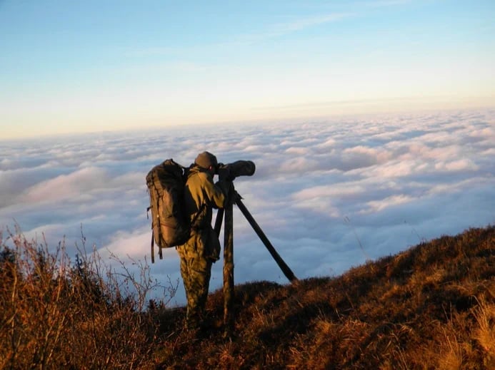 Touching the cloud sea