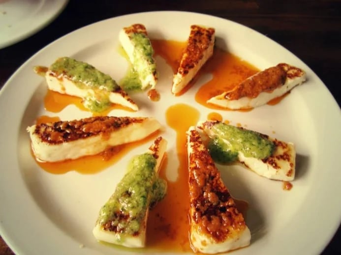 Delicious baked cheese with mojos and palm honey - mouth-watering!