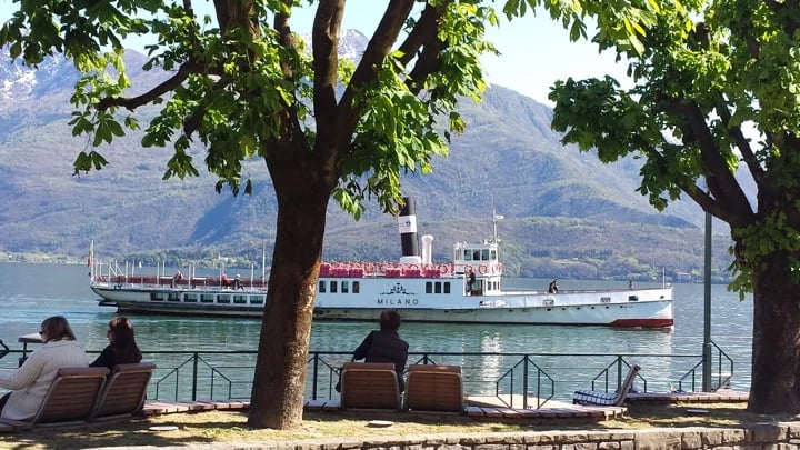 Boat on the lake