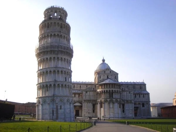 Pisa and Lucca from Florence Full Day Tour
