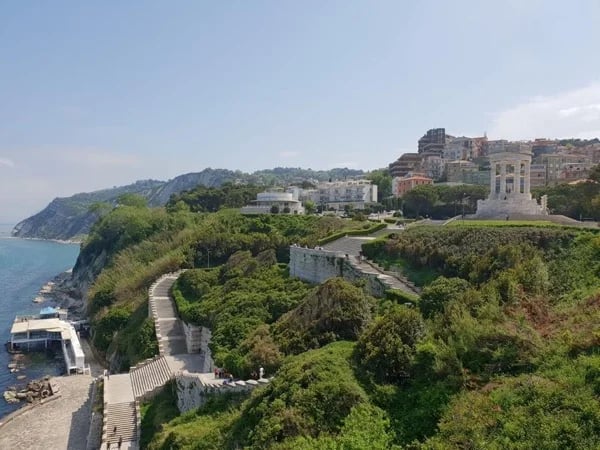 Crossing Ancona Half Day Tour